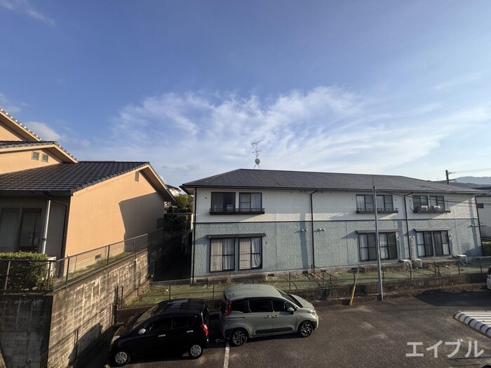 物件内観写真17　(室内からの展望)