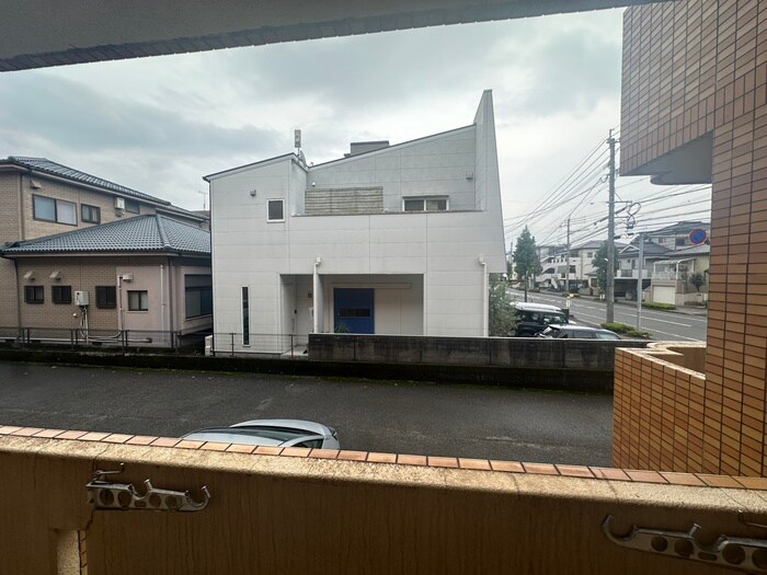 物件内観写真13　(室内からの展望)