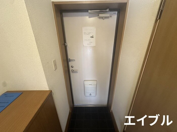 物件内観写真15　(玄関)