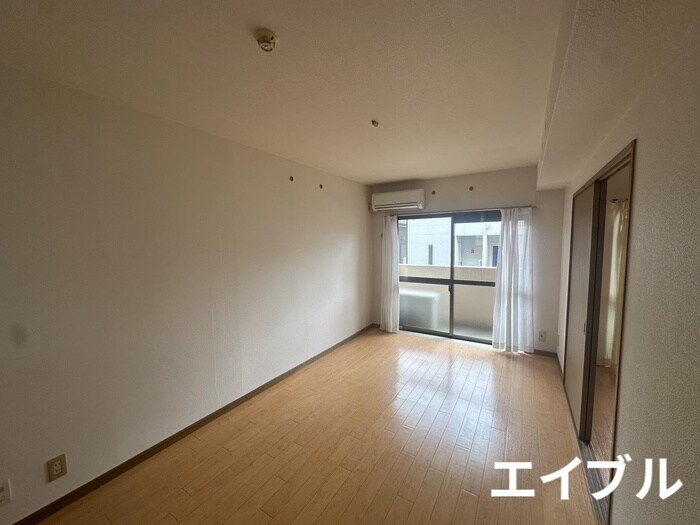 物件内観写真19　(居室)