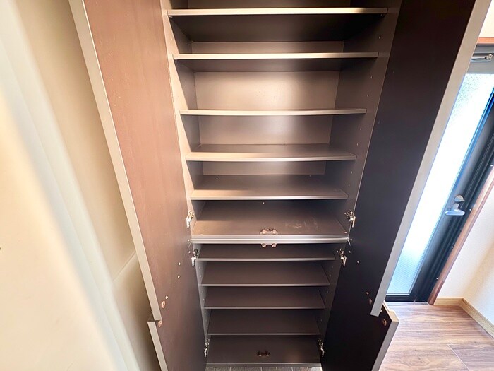 物件内観写真14　(靴箱)