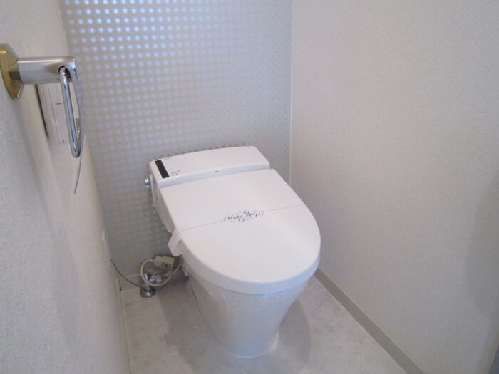 物件内観写真13　(トイレ)