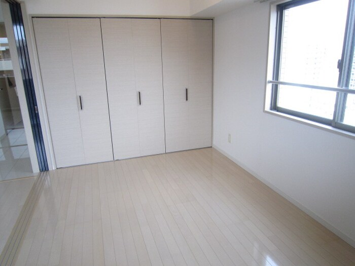 物件内観写真15　(居室)