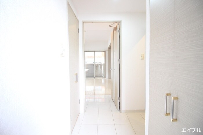 物件内観写真17　(廊下)