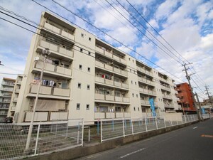 ビレッジハウス姪浜１号棟外観写真