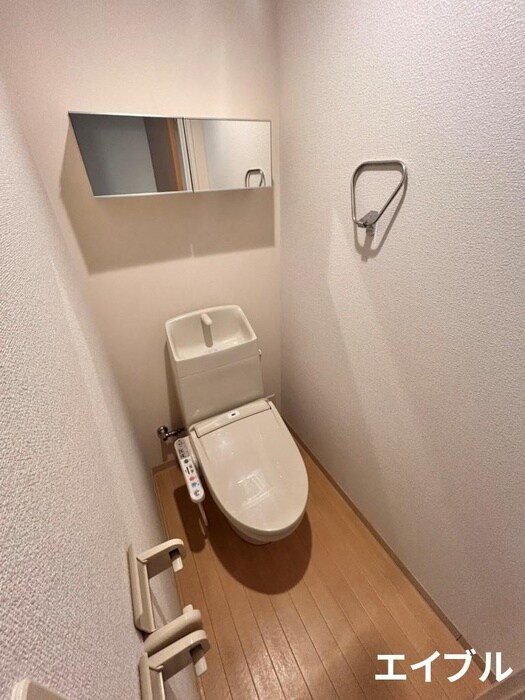 物件内観写真13　(トイレ)