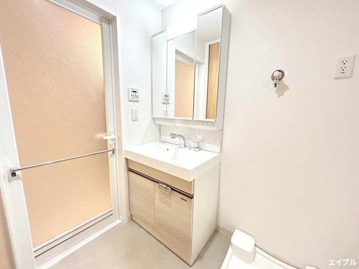 物件内観写真12　(洗面)