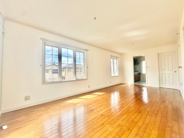 物件内観写真5　(居室)