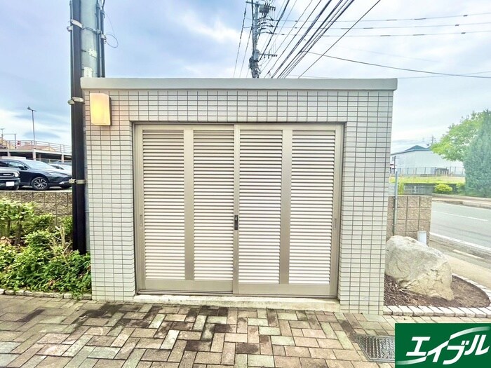 物件外観写真4　(建物設備)