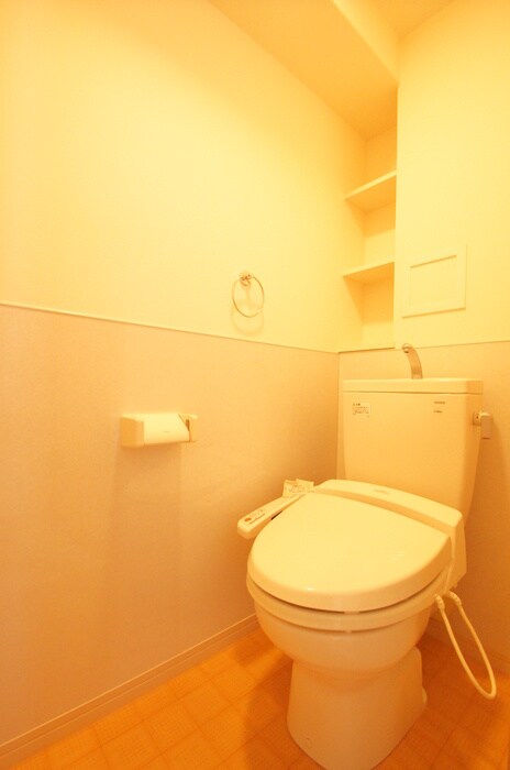 物件内観写真12　(トイレ)