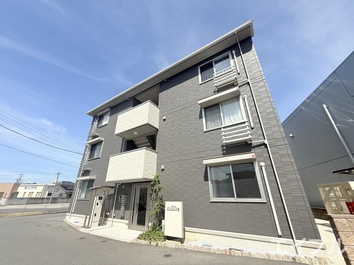 物件外観写真1　(外観写真)