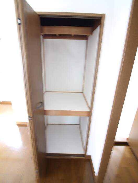 物件内観写真11　(収納)
