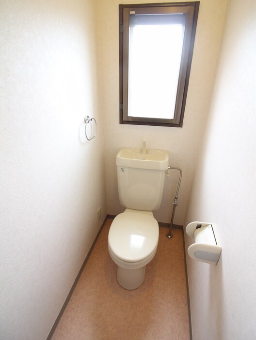 物件内観写真11　(トイレ)