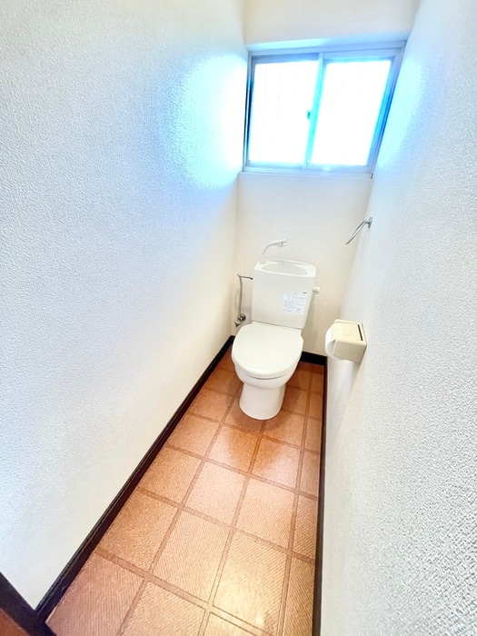 物件内観写真9　(トイレ)