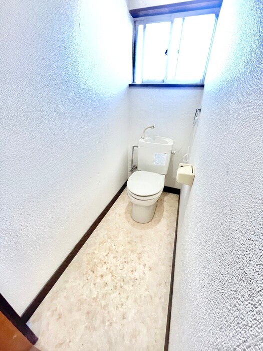 物件内観写真9　(トイレ)