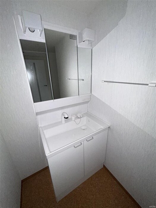 物件内観写真12　(洗面)