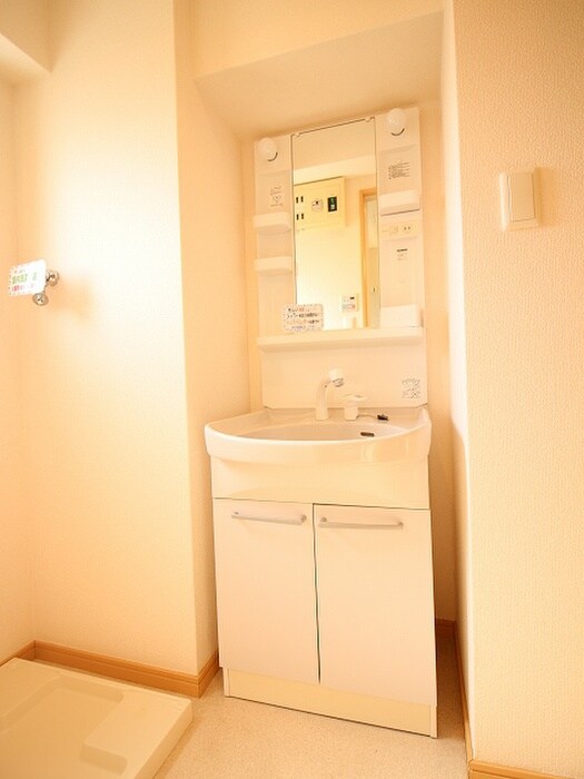 物件内観写真15　(洗面)