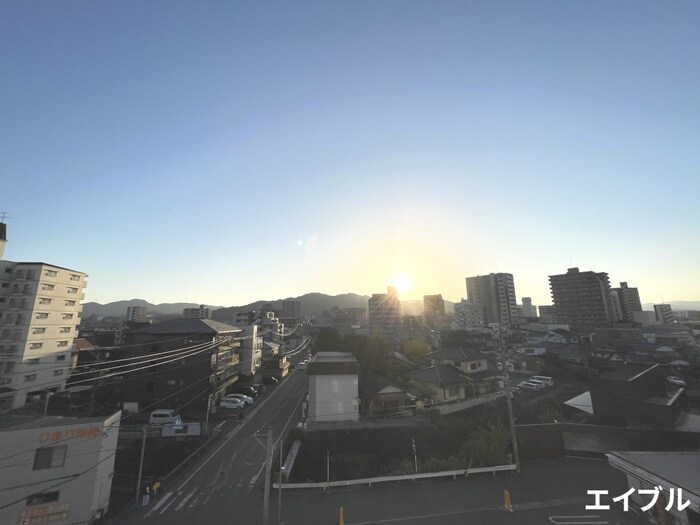 物件内観写真21　(室内からの展望)