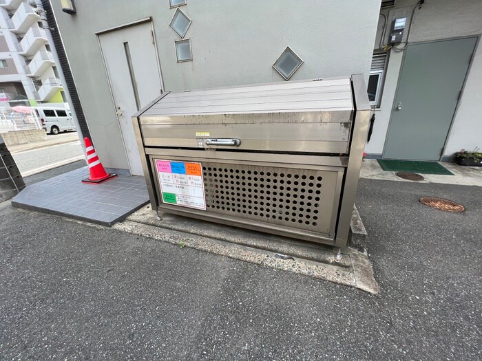 物件外観写真5　(建物設備)