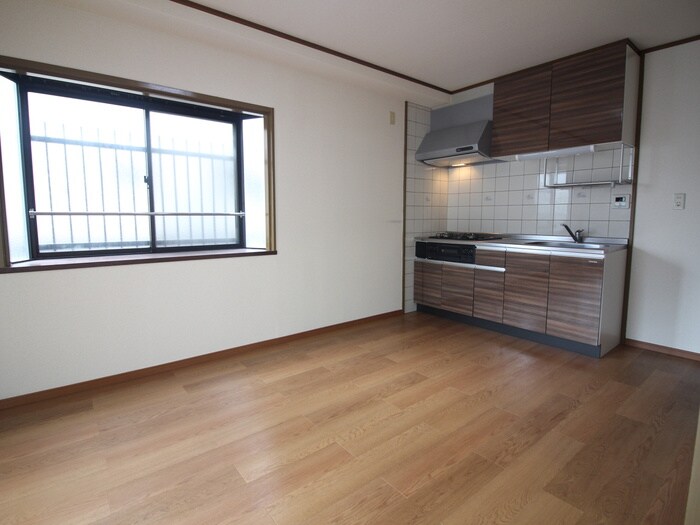 物件内観写真6　(居室)