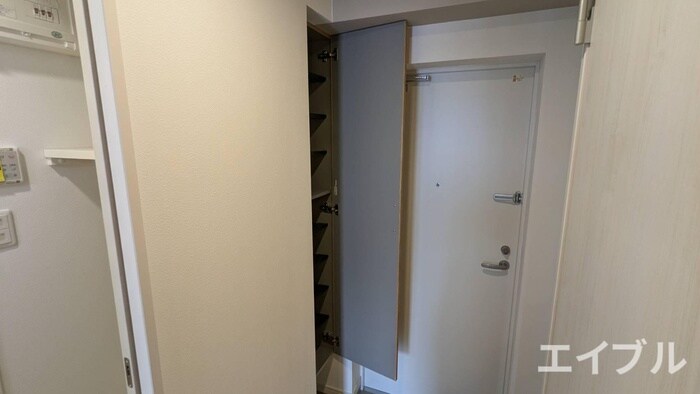 物件内観写真17　(靴箱)