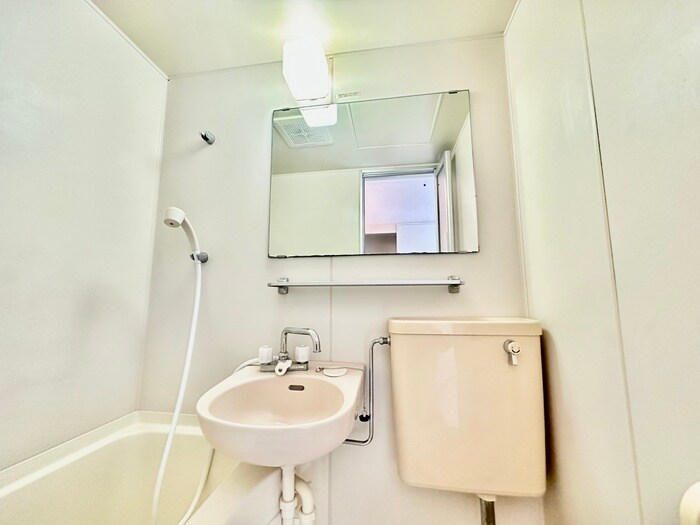 物件内観写真6　(洗面)