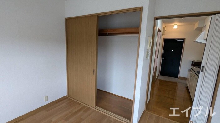 物件内観写真16　(収納)