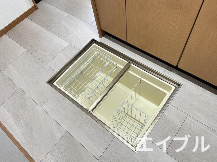 物件内観写真17　(収納)