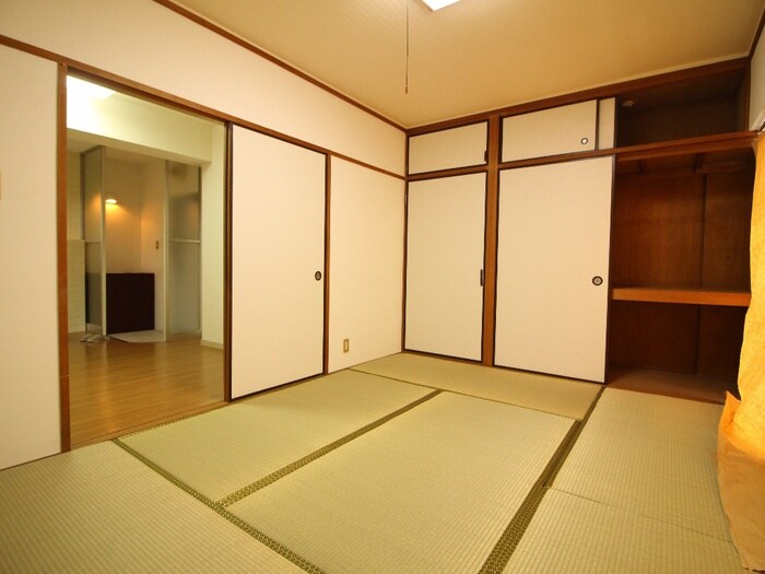 物件内観写真7　(居室)