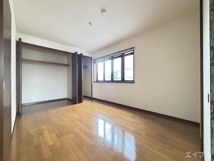 物件内観写真18　(居室)