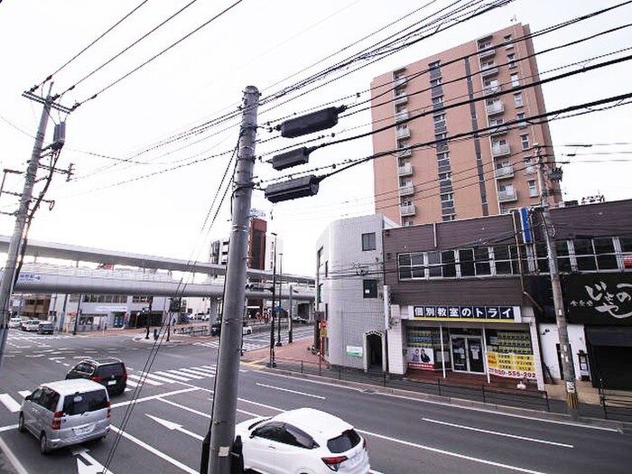 物件内観写真22　(室内からの展望)