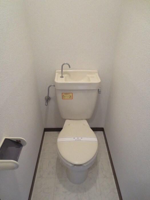 物件内観写真7　(トイレ)