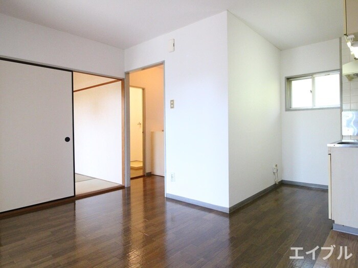 物件内観写真10　(居室)