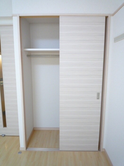 物件内観写真11　(収納)