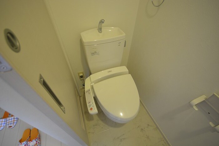 物件内観写真11　(トイレ)