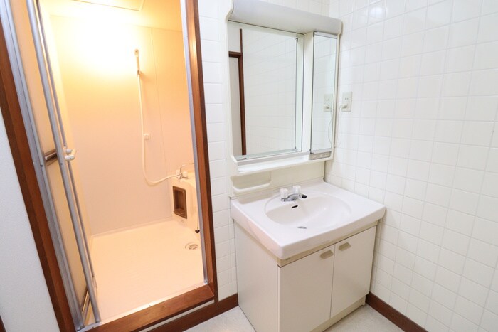 物件内観写真12　(洗面)