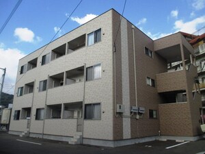 グラレオン鶴田外観写真