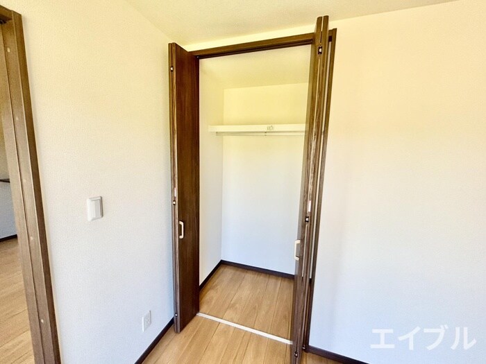物件内観写真18　(収納)
