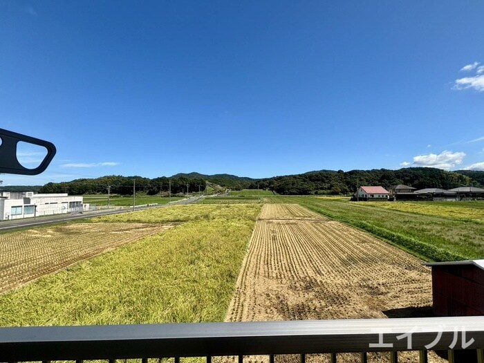 物件内観写真22　(室内からの展望)