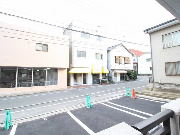 物件内観写真16　(室内からの展望)