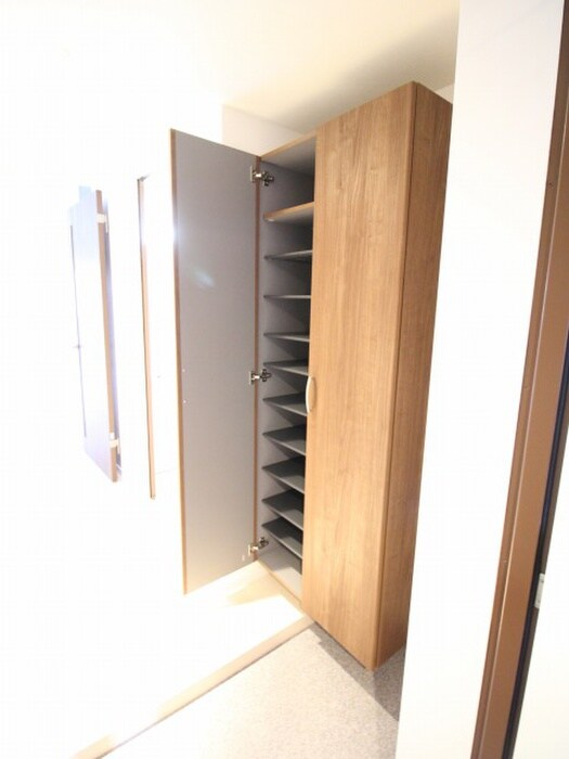 物件内観写真17　(靴箱)