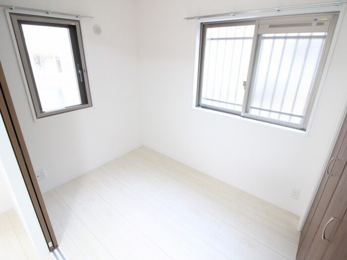 物件内観写真18　(居室)