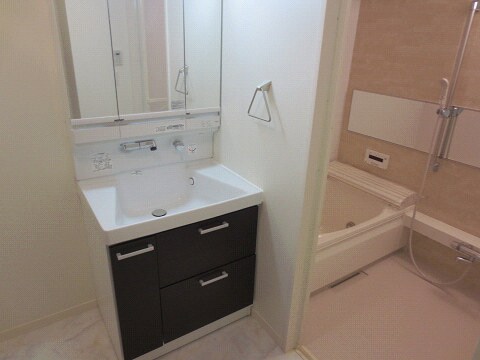 物件内観写真10　(洗面)