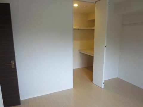 物件内観写真12　(居室)