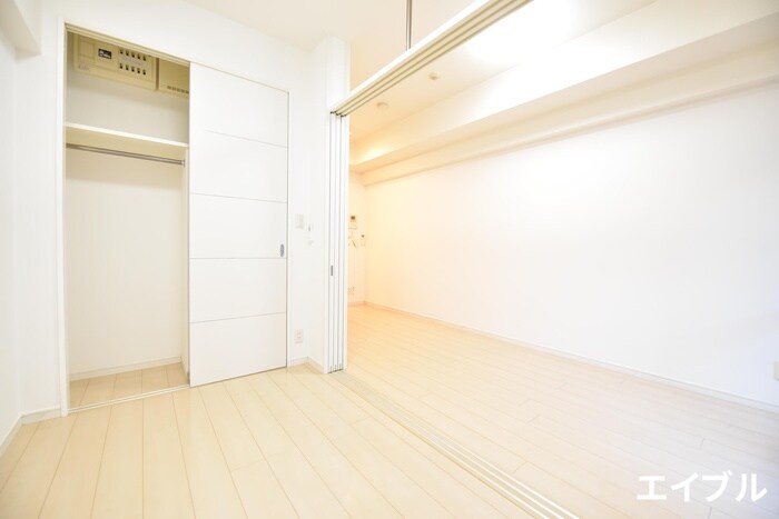 物件内観写真8　(洗面)