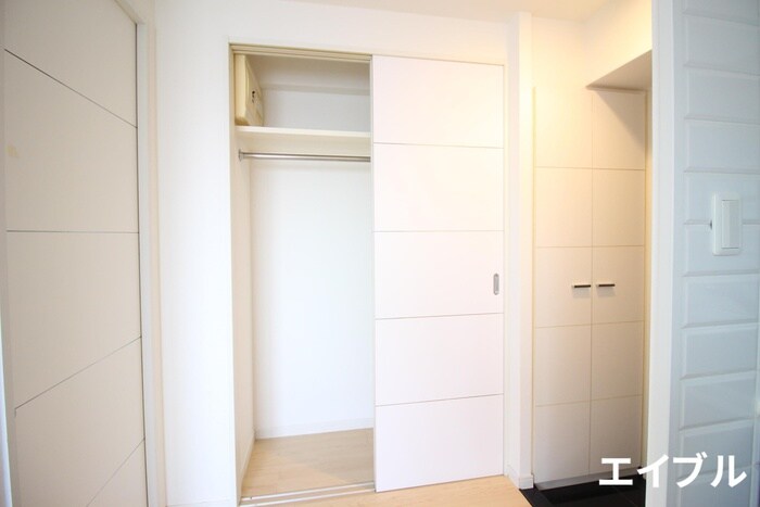 物件内観写真10　(収納)