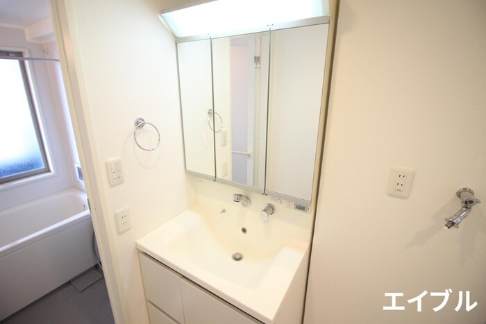 物件内観写真13　(洗面)