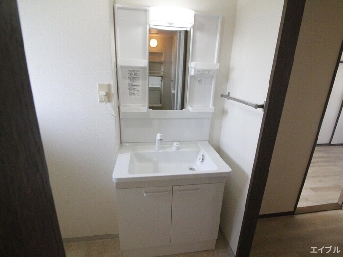 物件内観写真12　(洗面)