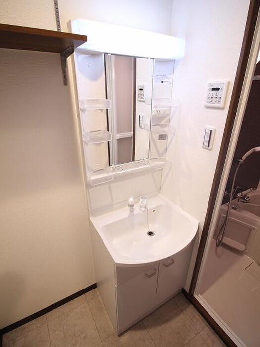 物件内観写真13　(洗面)