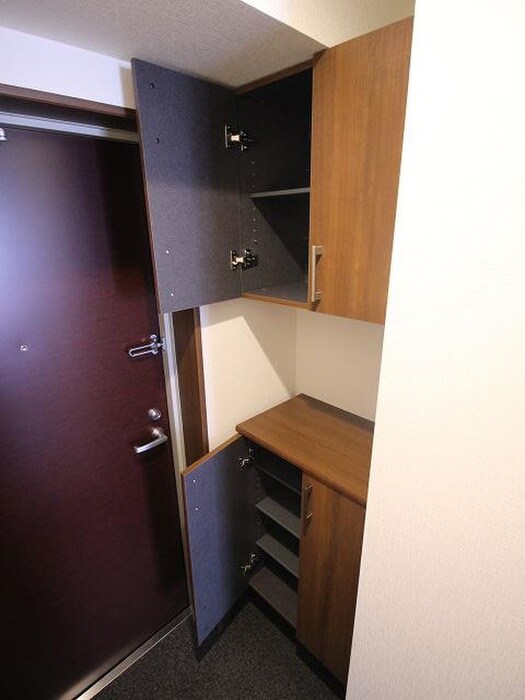 物件内観写真16　(靴箱)